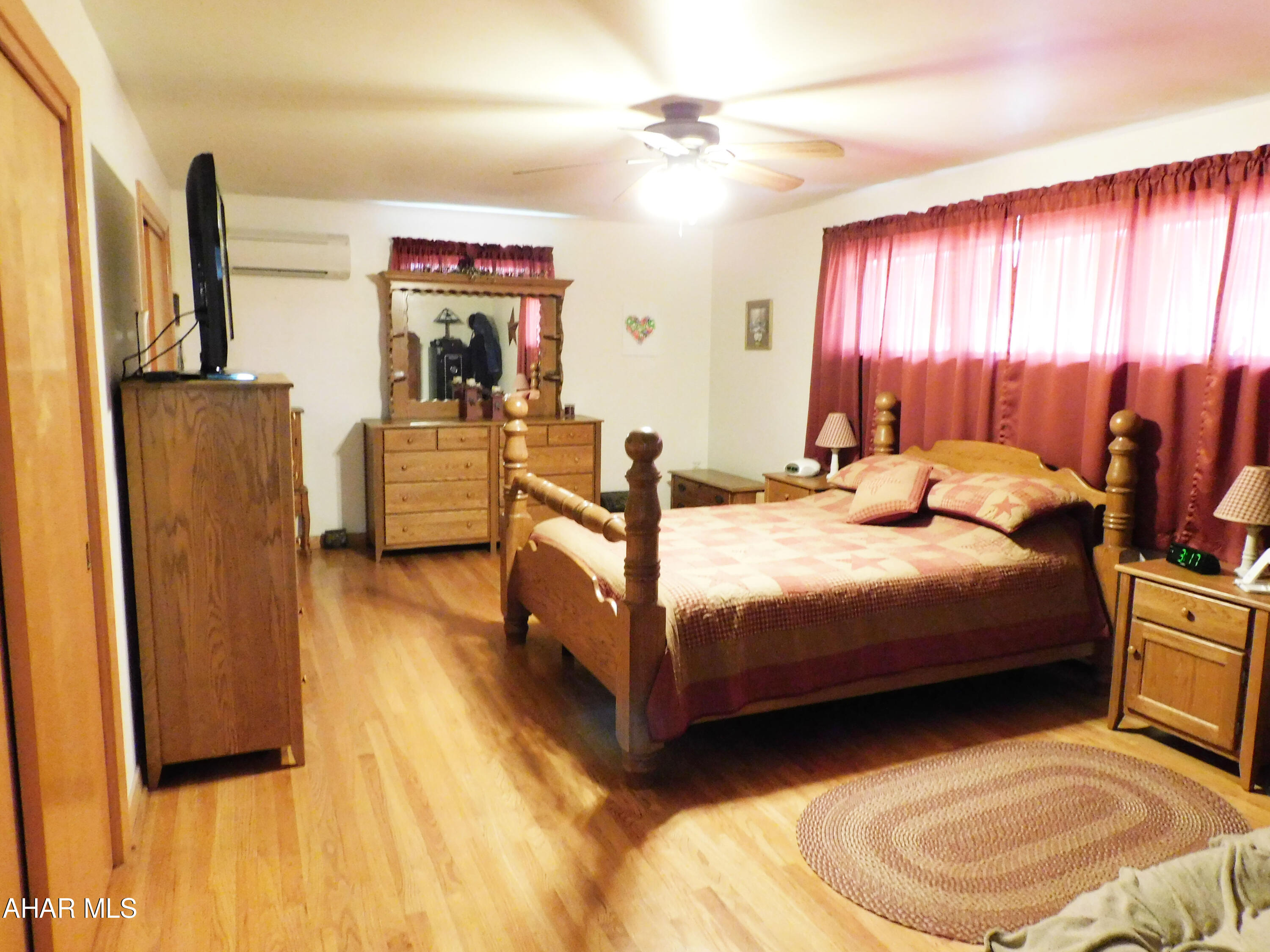 Pleasant Valley - Residential