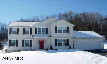 IMMACULATE TWO STORY WITH SUPER DECORATING.  VERY SHARP KITCHEN.  1ST FLR LAUNDRY ROOM.  NICE LEVEL LOT WITH A DECK FOR ENTERTAINING.
