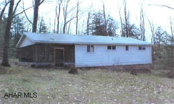 One story frame dwelling/camp One story frame dwelling/camp