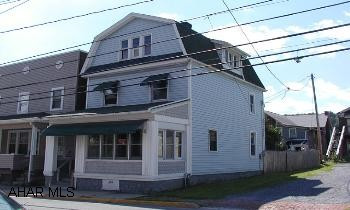 2 1/2 story, 4 bedroom home. Thermopane windows. Hardwood floors. 2 1/2 story, 4 bedroom home. Thermopane windows. Hardwood floors.