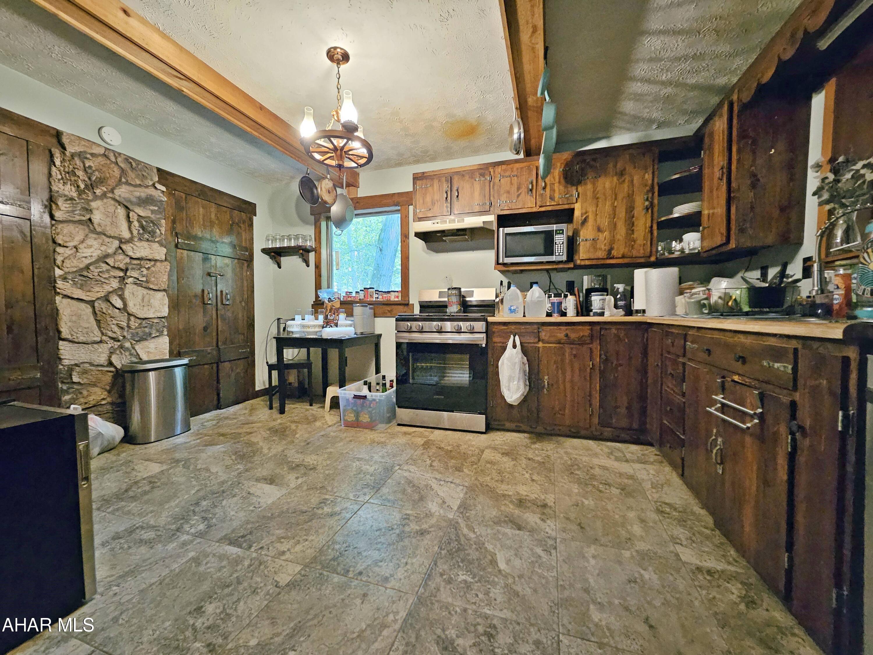 Glendale Yearound - Residential