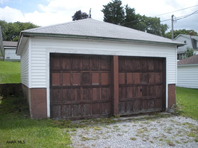 Garden Heights 2 bay garage with electric.