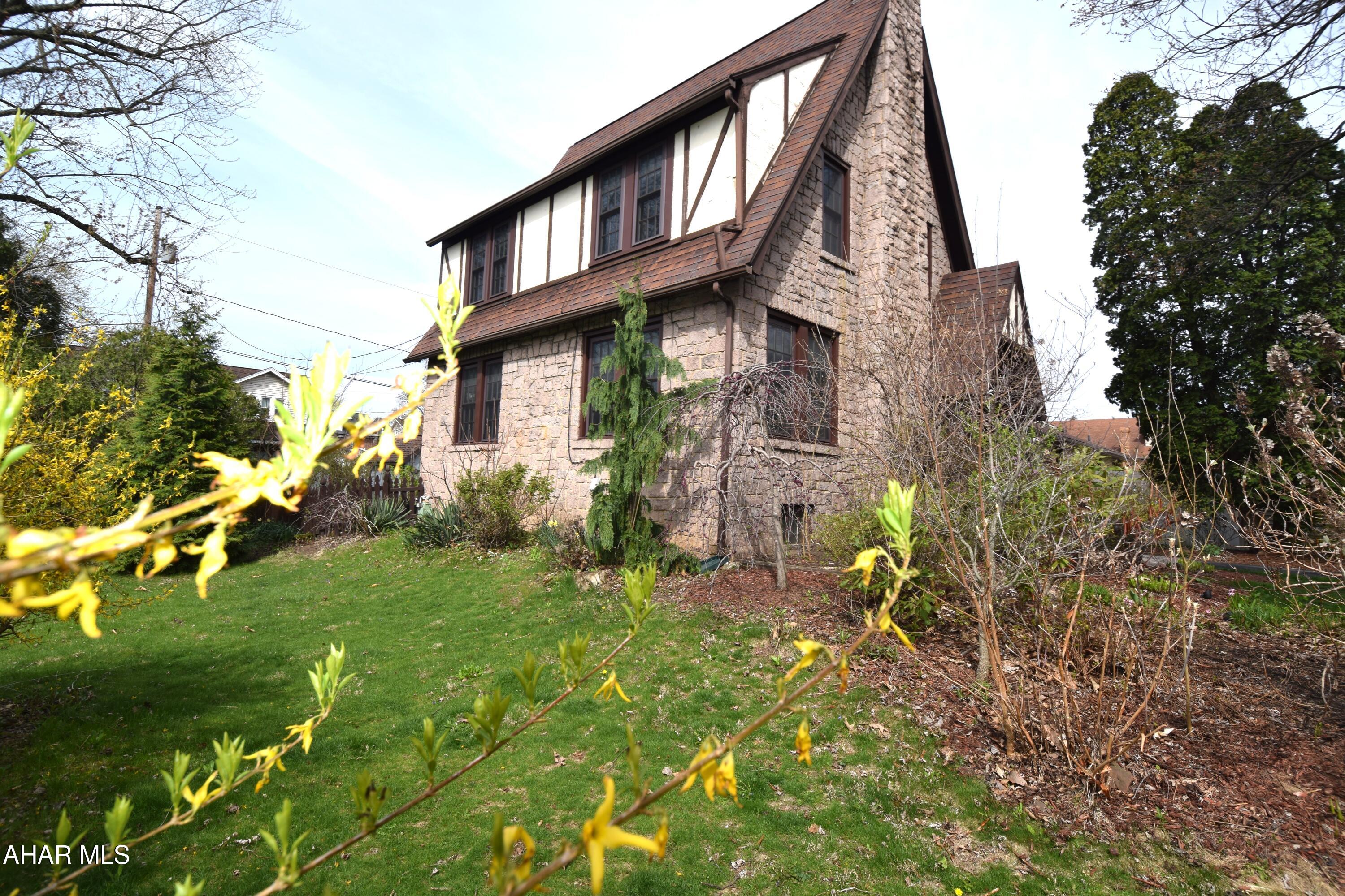 Mansion Park - Residential