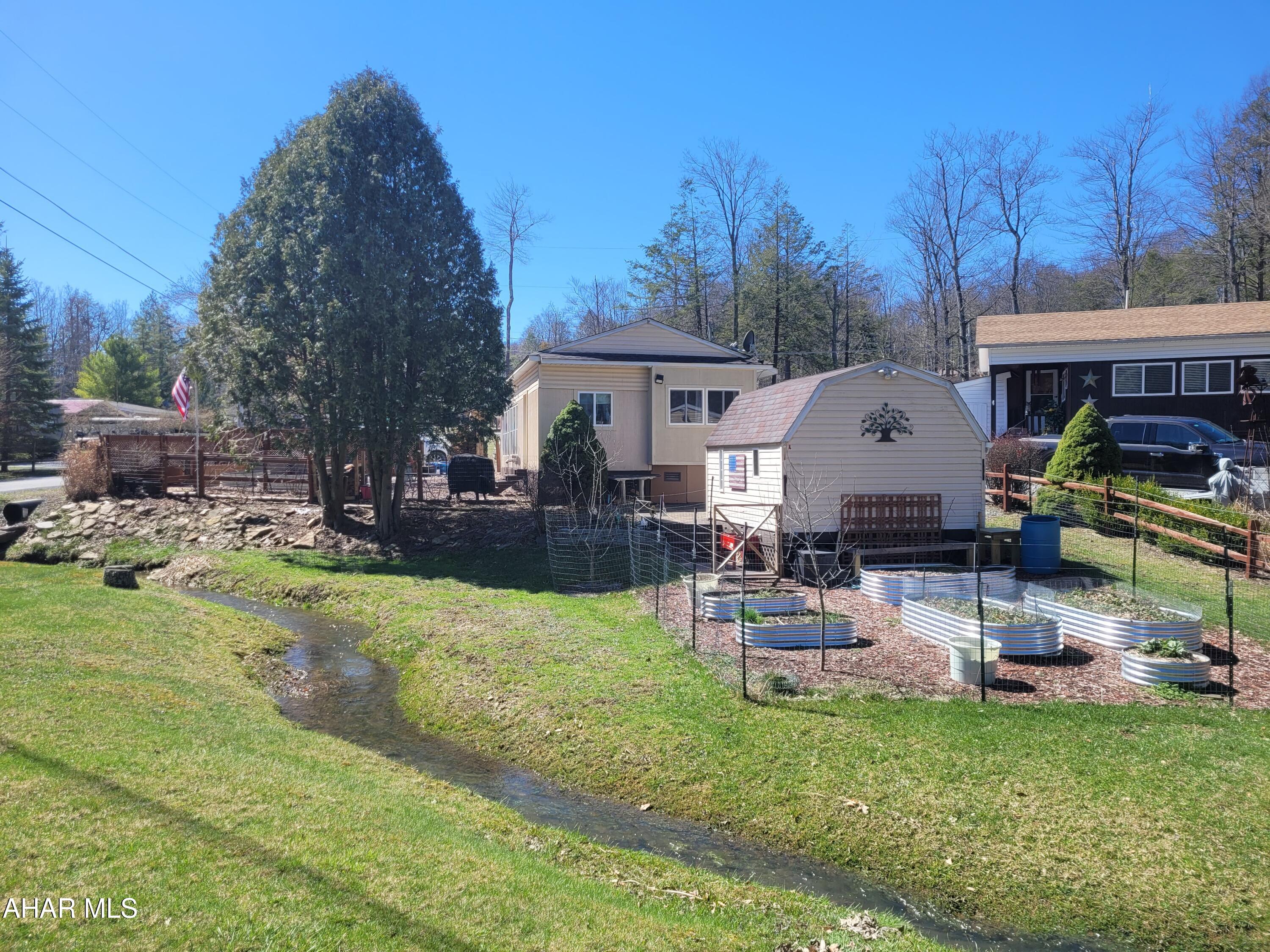 Glendale Yearound - Residential