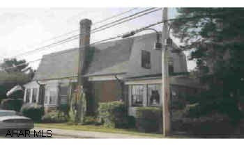 Beautiful Home! Shows well! New back proch roof in 1996. All window coverings stay. Area rugs in living room included. Bus stop by house. This is a very impressive home inside. Must See! Jets in bathtub. Beautiful Home! Shows well! New back proch roof in 1996. All window coverings stay. Area rugs in living room included. Bus stop by house. This is a very impressive home inside. Must See! Jets in bathtub.  SunRoom