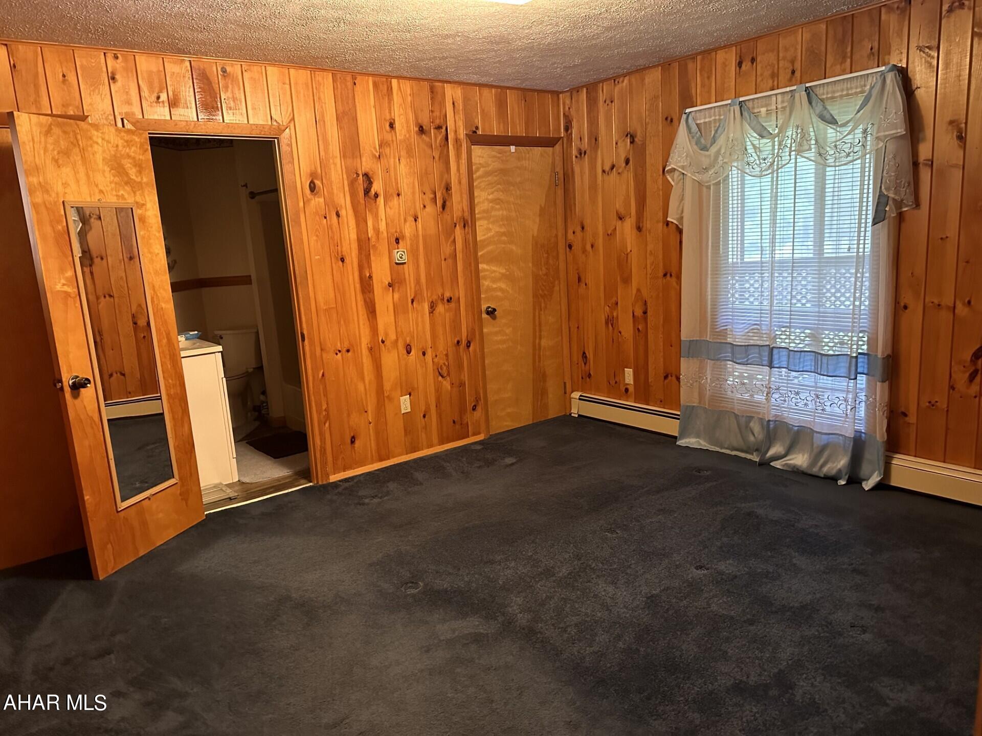 Glendale Yearound - Residential