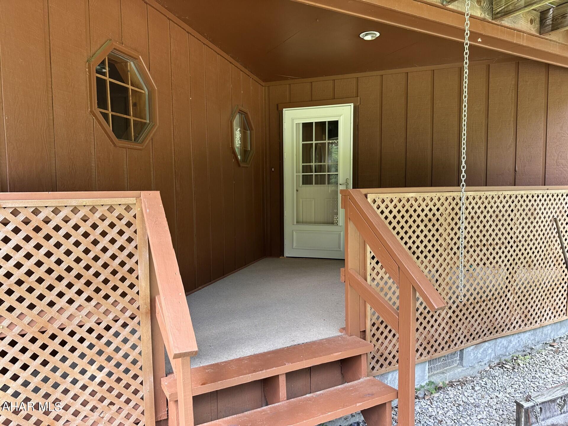 Glendale Yearound - Residential