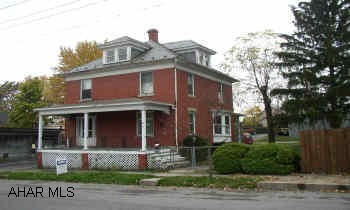 GREAT BOROUGH LOCATION, FENCED YARD, 1ST FLR LAUDNRY, CENTRAL VAC, AND NEW VINYL & CARPET.