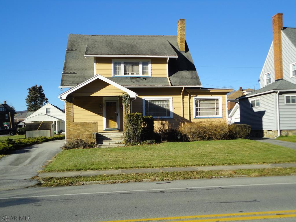 Seller's Request - Property to be sold "AS IS".  Lots of potential!