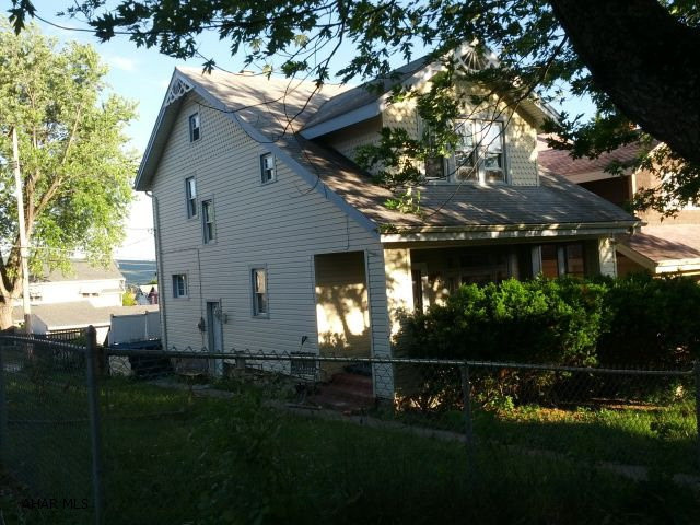 CASH BUYER ONLY! Vinyl-sided, 3 bedroom haome on double lot with off-street parking.  #J-198