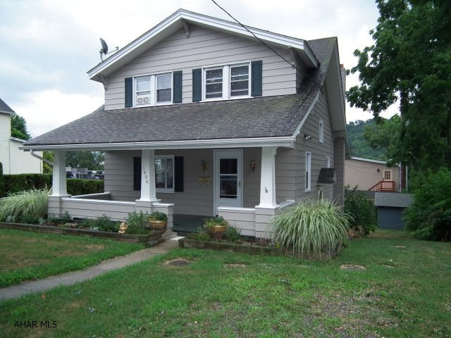 This home gives move in condition it's true meaning!  Kitchen is beautiful with ceramic floors, oak cabinets, & eating area by sliding glass doors.  Lg Dining Room & Living Room.  3 nicely done bedrooms & a completely updated bath.  This home is ready for you - all you need to do is add your furniture.  Don't miss out on this affordable Hollidaysburg beauty!