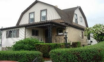 FANTASTIC VIEW! NICE BRICK 2 STORY, 3BR, 1.5 BATHS, LARGE KITCHEN, GARAGE. 1ST FLOOR OFFICE. NEW WINDOWS.