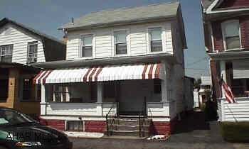 Nice, clean 3BR home in a great area.  Fenced yard and 2 car garage.