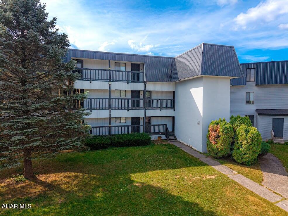 Welcome to this beautifully renovated, fully furnished 2-bedroom, 2-bath fully furnished corner unit condo that has a 5ft electric fireplace that adds ambiance and warmth, located on the first floor &  in the heart of the Blue Knob mountain area. This unit has been completely gutted and redone, offering a fresh, modern space with the convenience of sharing only one wall with neighbors for added privacy. Some furnishings custom made and of fantastic quality.

Enjoy all the amenities, HOA   indoor/outdoor pools, tennis courts, and a conference room area. Just a short walk takes you to the Blue Knob Clubhouse Bar & Grill, perfect for a casual meal. The Blue Knob Ski resort only 5 minutes away, you'll have four-season recreation right at your fingertips.

Nature lovers will appreciate being approx. 30 mins to three lakes, Historic Downtown Bedford,  the renowned Bob's Creek for some of the best fishing stocked with Rainbow & Brown Trout, and endless hiking trails throughout Blue Knob State Park. Whether you're looking for a mountain getaway, investment property, or full-time living, this condo combines modern comfort with unbeatable location.  Buyer to verify sq ft