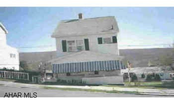Selling Agent: Theresa Carter Selling Agent: Theresa Carter