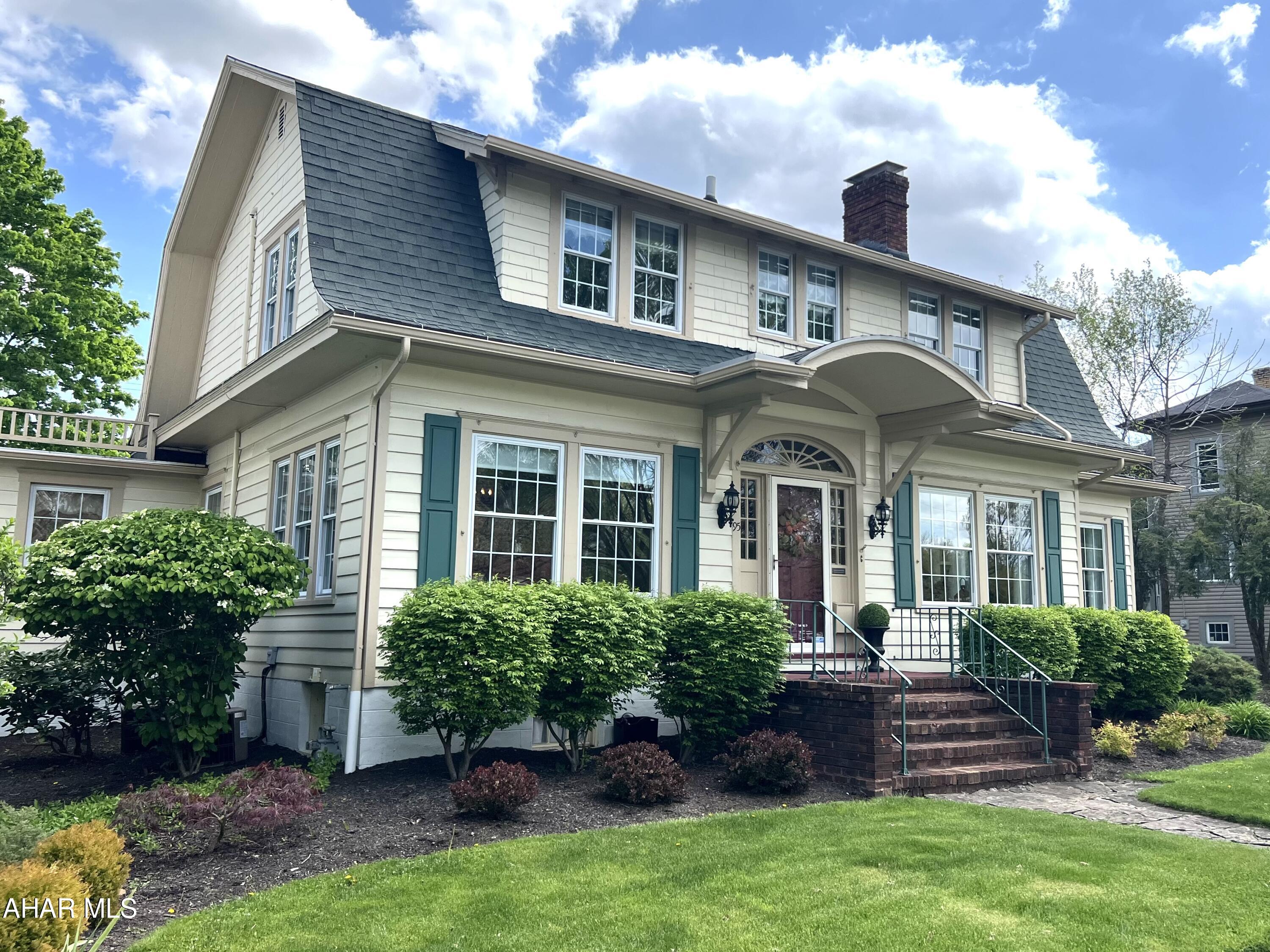 Baker Mansion - Residential