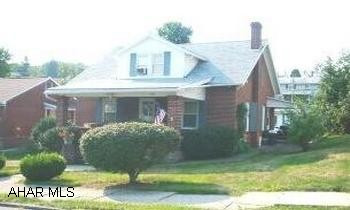 Immaculate 3 BR, 2 BA home in Calvert Hills. New kitchen, updated baths, tastefully decorated. Lots of storage. Priced to sell quickly! Immaculate 3 BR, 2 BA home in Calvert Hills. New kitchen, updated baths, tastefully decorated. Lots of storage. Priced to sell quickly!