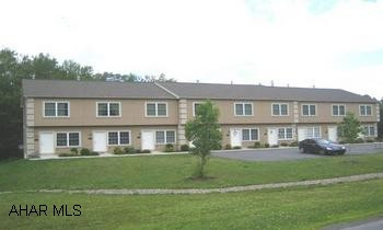 BEAUTIFUL TOWNHOME! End unit, newer construction with central air, 1 car garage, trex deck. $60.00 association fee includes security lighting, grass cutting, snow & trash removal. Tenant occupied. BEAUTIFUL TOWNHOME! End unit, newer construction with central air, 1 car garage, trex deck. $60.00 association fee includes security lighting, grass cutting, snow & trash removal. Tenant occupied.