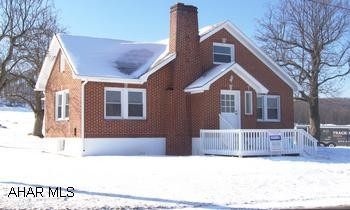BRICK 1 1/2 STORY-TOTALLY REDONE TOP TO BOTTOM-3 BEDROOMS-NICE VIEWS. SUBDIVISION PENDING. TOTALLY REDONE 1 1/2 STORY BRICK-3 BEDROOMS-NEW APPLIANCES-SPRING COVE SCHOOLS-PRICED TO SELL. SUBDIVISION PENDING. CALL GLORIA 931-4261.
