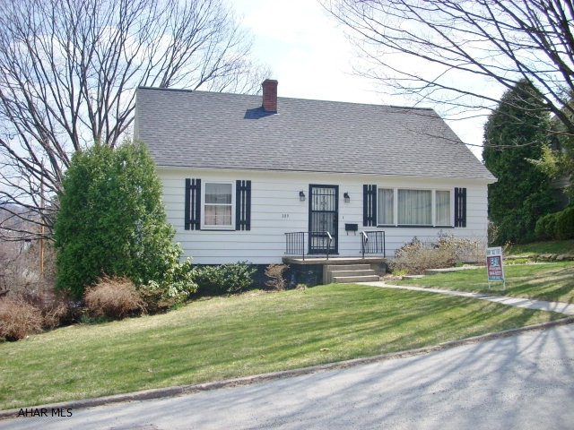 Attractive 1.5 story in great location and neighborhood. 3-4 bedrooms, 1.5 baths, central air, 1 car garage and much more!