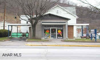One story brick building and 60 x 84 lot.  Presently Gelato business.  Business with equipment and inventory is also available for $34,000.  "Frozen Cow"  name negotiable. One story brick building and 60x84 lot.  Presently Gelato business.  Business with equipment and inventory is also available for $34,000.  "Frozen Cow" name negotiable.  (Equipment/inventory at 3% commission.)