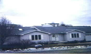 GORGEOUS, SPACIOUS 3 BEDROOM, 3 BATH RANCH. BEAUTIFUL NATURAL LIGHTING. OPEN FLOOR PLAN. WON'T LAST!