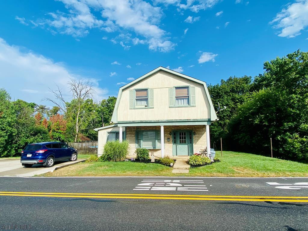 Large 2 story home with 4 bedrooms and 2.5 baths. Lovely eat-in kitchen with all appliances.