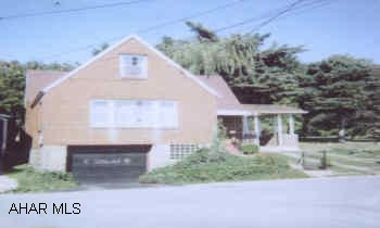 BRICK CAPE COD WITH 1 CAR INTEGRAL GARAGE. NICE 3 BEDROOM BRICK CAPE COD.  DISHWASHER DOES NOT WORK.  HARDWOOD UNDER CARPET.