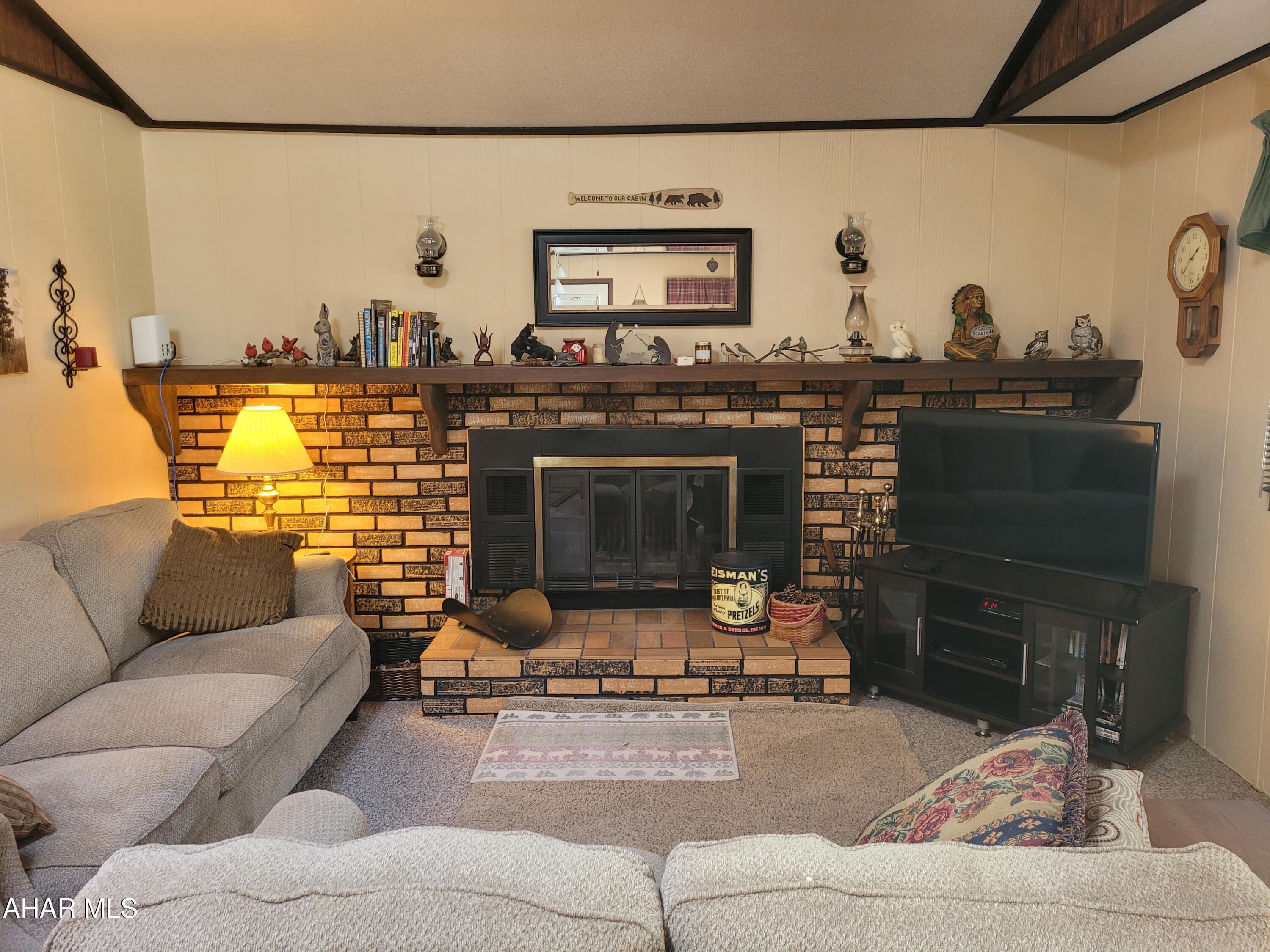 Glendale Yearound - Residential