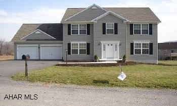 Beautiful 4 BR, 2.5 BA home in Parkview Estates, 2216 sq ft., deck, ceramic and formica floors, slate and oak fireplace, upgraded kitchen, bonus storage, gas / CA, 2nd floor laundry, city water / sewer, Bellwood schools, home warranty. Beautiful 4 BR, 2.5 BA home in Parkview Estates, 2216 sq ft., deck, ceramic and formica floors, slate and oak fireplace, upgraded kitchen, bonus storage, gas / CA, 2nd floor laundry, city water / sewer, Bellwood schools, home warranty.