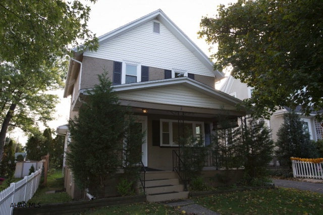 This home comes with all kitchen appliances and was just painted making your move that much easier!  This home has many features that you're sure to enjoy.  A covered porch, private driveway, garage, easy to maintain lot, and a basement bonus room that has endless possibilities.  Well maintained and move in ready this home has so much to offer.  Call the listing agent for your private tour today.