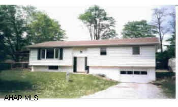 Possible allowance for carpeting, new boiler, public sewer, dishwasher-not working, public sewer going though, seller may help with costs. Possible allowance for carpeting, new boiler, public sewer, dishwasher-not working, public sewer going though, seller may help with costs. Electric system - breaker