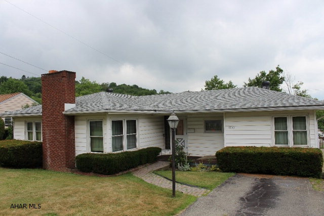 Wonderful 3 bedroom 1 bathroom home. Perfect for first time home buyers. This Home features a large deck, hardwood floors and a fireplace. Not to mention a backyard and a small front yard. This home is Handicap accessible and has been well kept. Some updates are needed but with a bit of TLC this house could become your cozy new Home! Schedule your showing today!