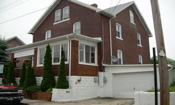 IMMACULATE WELL MAINTAINED TWO STORY BRICK, 4 TH BEDROOM USED AS A WALK IN CLOSET, LARGE DECK WITH HOT TUB.  ATTIC PARTIALLY FINISHED WITH OUT HEAT WITH A LITTLE WORK COULD BE USED AS ADDITIONAL BEDROOMS MANDATORY 48 HOUR NOTICE, LISTING AGENT MUST HAVE A PRE QUALIFICATION LETTER PRIOR TO SHOWING-- CAN NOT CLOSE BEFORE 10-1-07