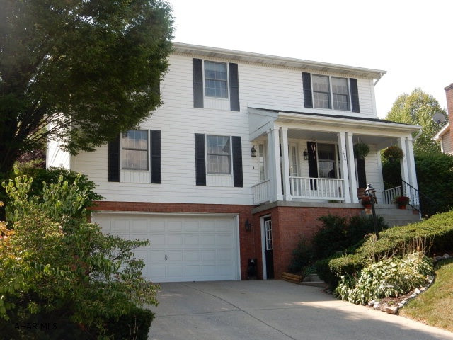 A great family home, with nice size rooms and plenty of storage.  An abundance of natural light flows nicely with the open floor plan.  There is more than enough room inside, for entertaining.  The professionally constructed, hardscape patio outside, speaks for its self. Very nicely done!  Enjoy the hot tub with a fire to go along side it.  To see VIRTUAL 3D tour from top to bottom of this home, see 3 D tours @ Perrywellingonrealty.com. PRETTY AMAZING STUFF !!!