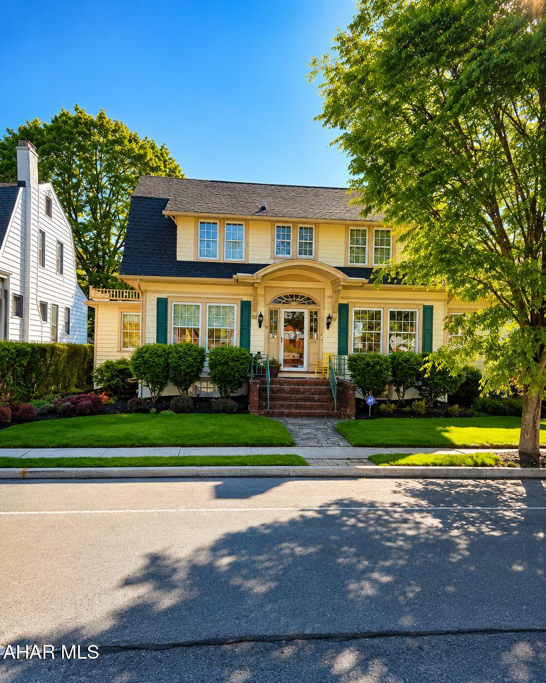 Mansion Park - Residential