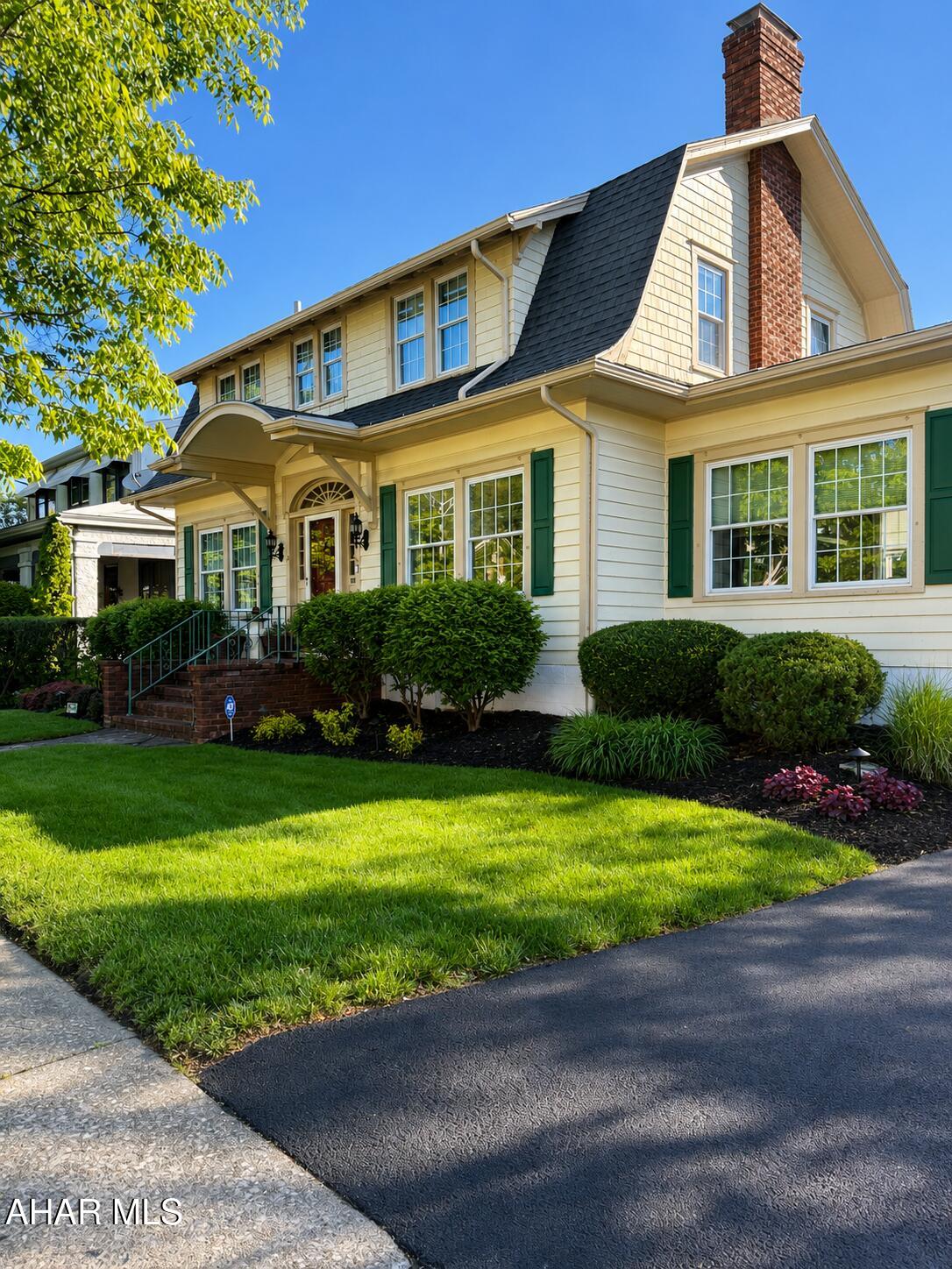 Mansion Park - Residential