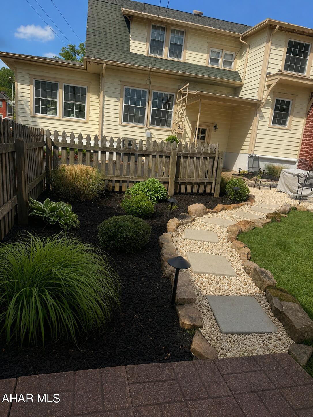 Mansion Park - Residential