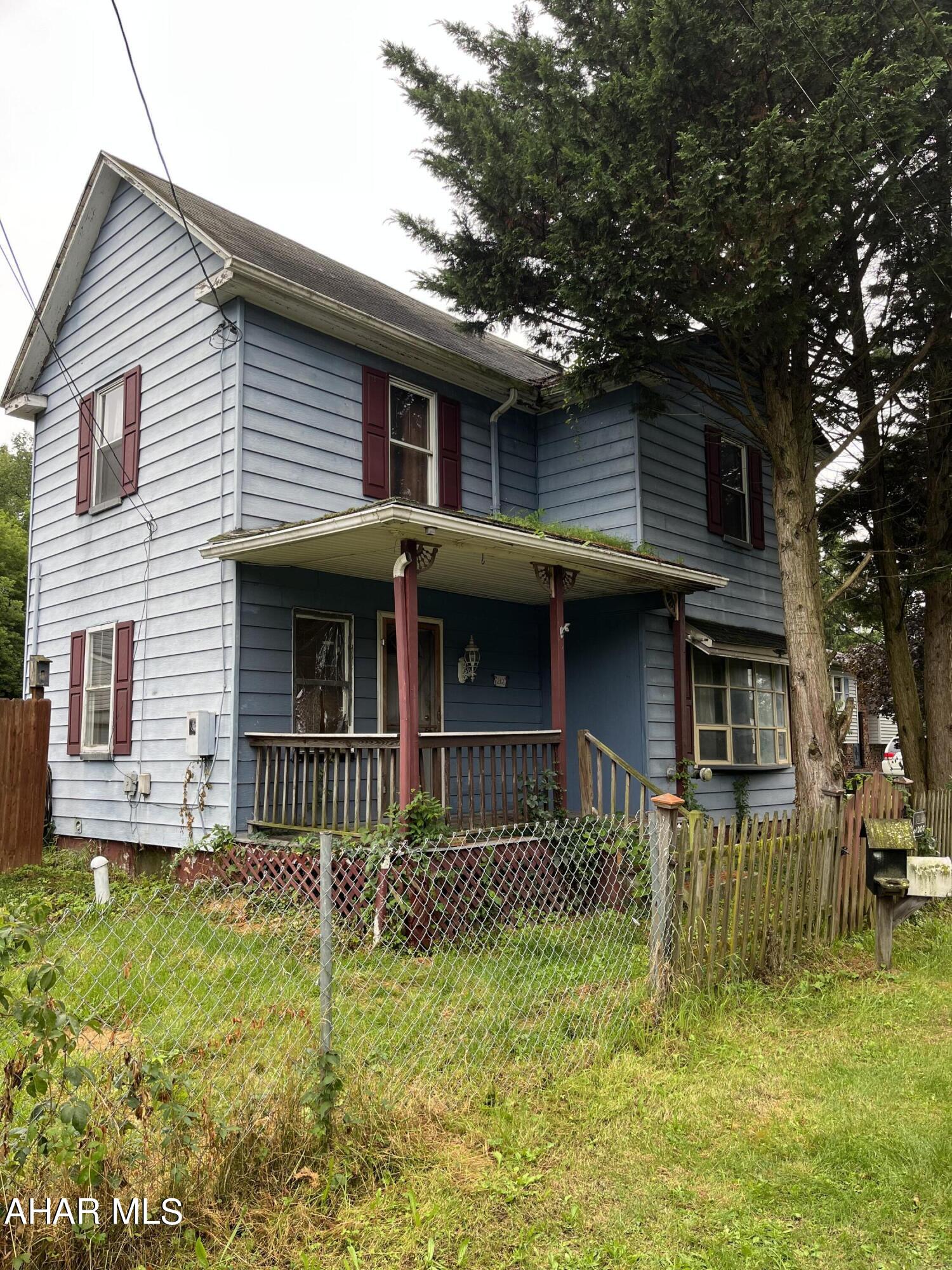 This could be an ideal location to flip or raze to rebuild. So buyer would have options. Located in the township and quiet. Flat fenced lot.