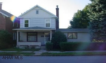 Nice 3br home in Bellwood.  Great starter home in a super neighborhood.  Off 865 North, turn left on East 3rd.  Home is on the right. Nice 3br home in Bellwood.  Great starter home in super neighborhood.