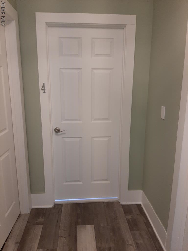 Newly renovated 1 bedroom, 1 bath apartment. All utilities included accept electric.