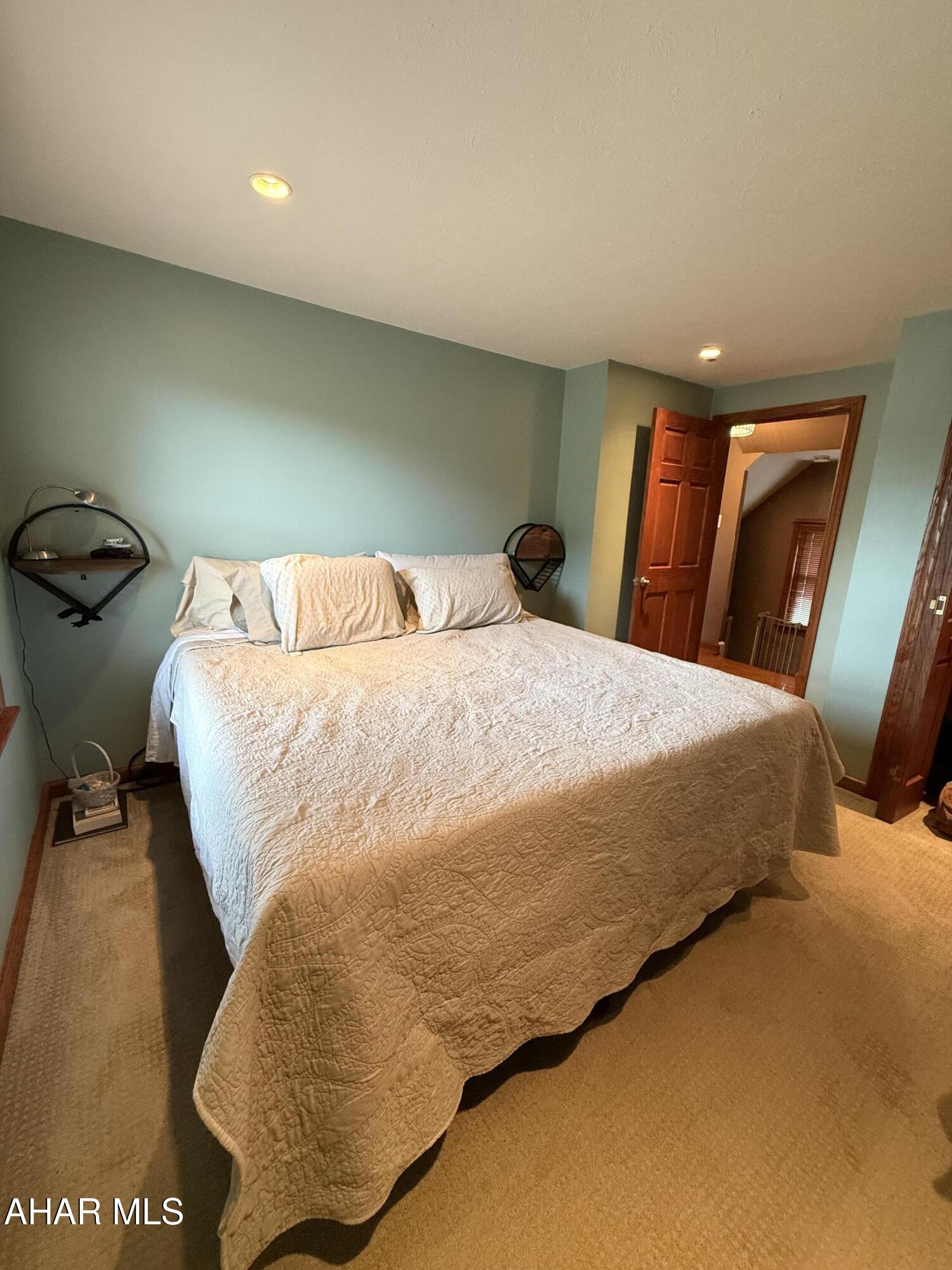 Lakemont - Residential