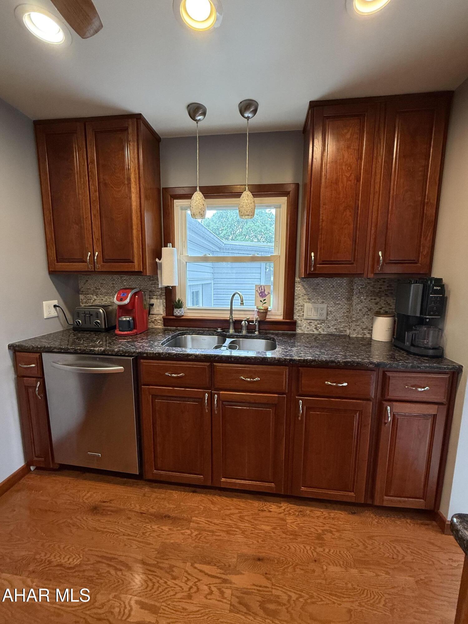 Lakemont - Residential