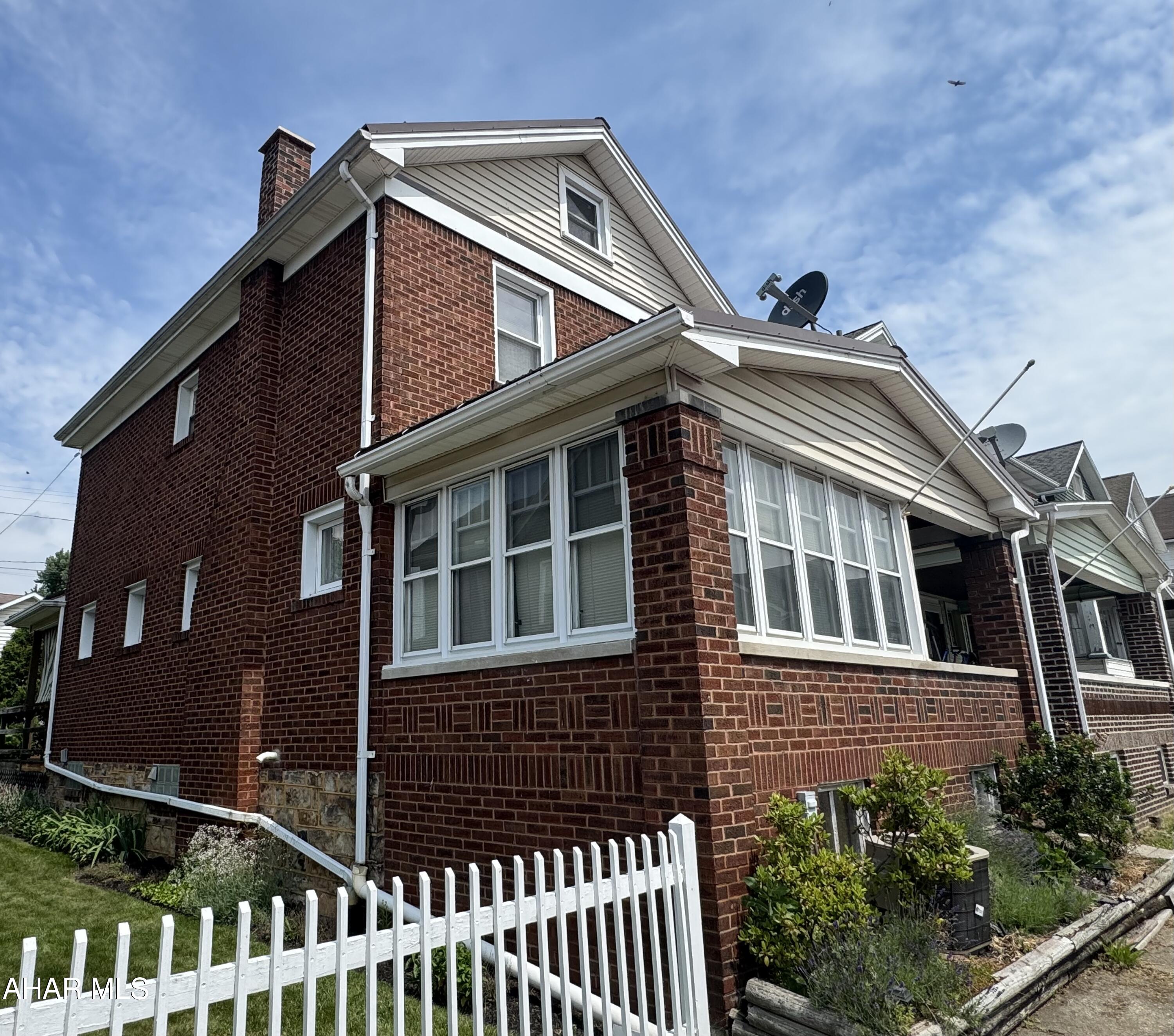 Welcome home to this charming brick house that combines timeless character with modern updates! Situated on a nice, spacious yard, this property offers plenty of room to relax, entertain, and enjoy the outdoors.

✨ Property Features:
✔️ 3 Bedrooms
✔️ 2 Full Bathrooms
✔️ Durable Metal Roof
✔️ New Appliances Included
✔️ Laundry Room with New Washer & Dryer
✔️ Bright and Inviting Sunroom
✔️ Covered Front Porch
✔️ Rear Deck Perfect for Entertaining
✔️ Detached 2-Car Garage
✔️ Nice Yard with Plenty of Space for Family, Pets, or Gardening



The welcoming front porch, comfortable sunroom, and spacious back deck provide multiple areas to enjoy your morning coffee or host gatherings with family and friends. Inside, you'll find a functional layout featuring three bedrooms, two full baths, and the convenience of brand-new appliances along with a new washer and dryer.



This move-in-ready home offers the perfect combination of comfort, convenience, and curb appeal.