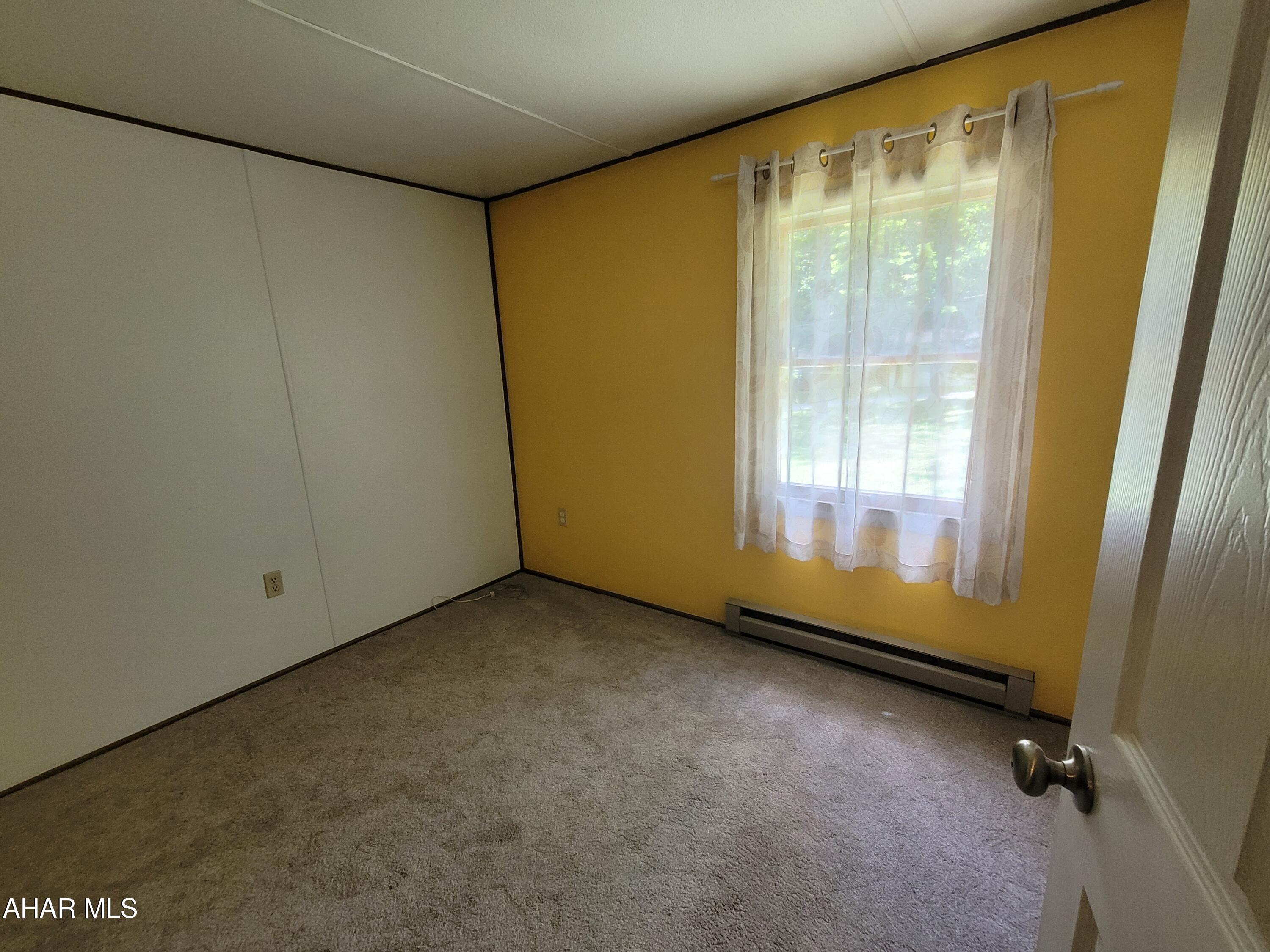 Glendale Yearound - Residential