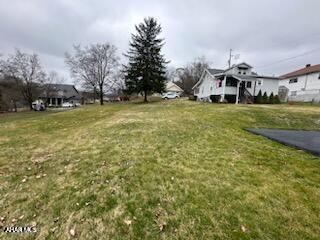 Are you ready to build your dream home? Here's a great lot in the city of Altoona. 50 X 12 level lot. Public water and public sewer onthe property. Won't last!