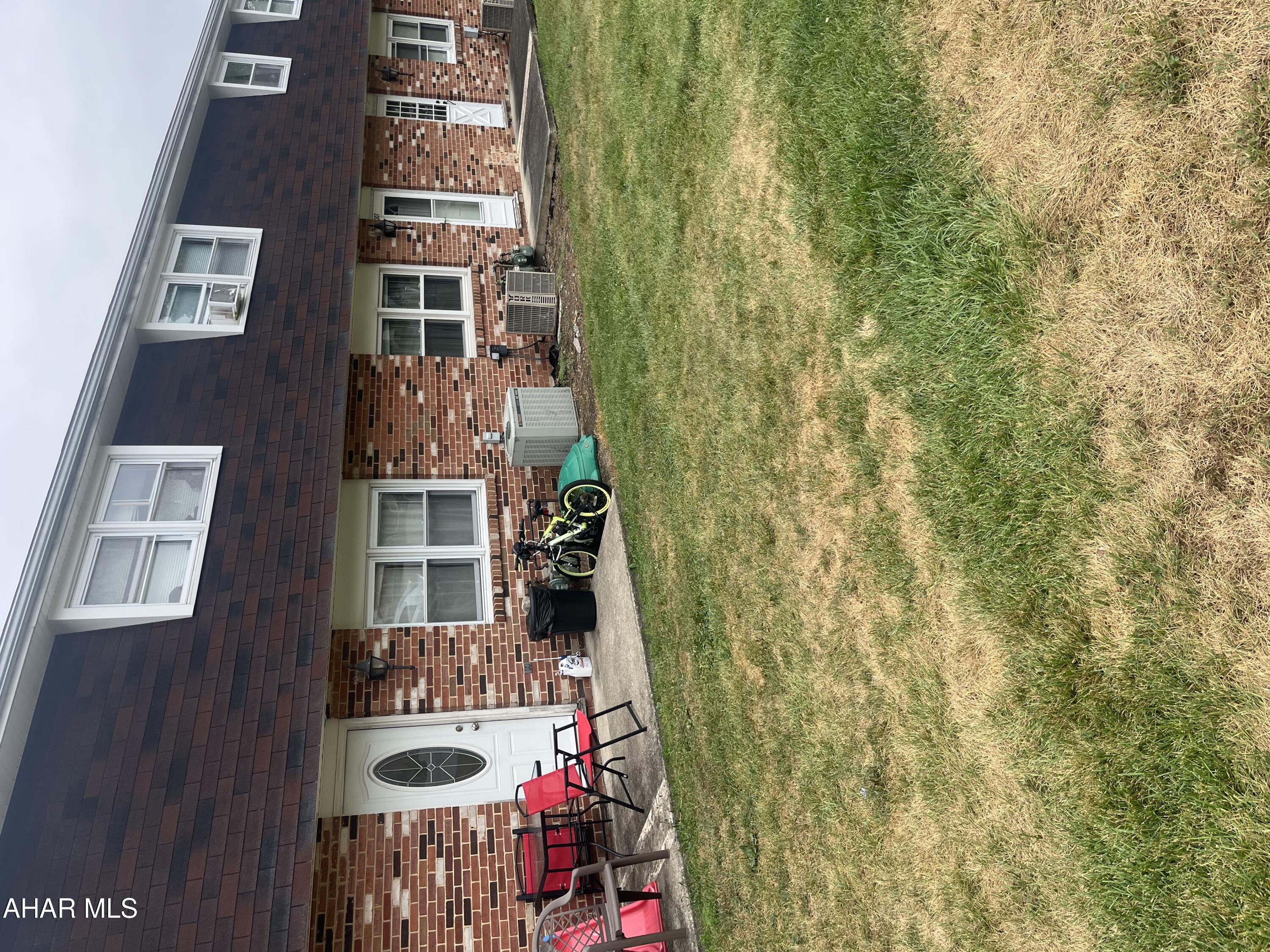 The ultimate in carefree living with this 2BR unit in Maple Hollow Townhouses. Newer appliances and lots of updates. Spacious Master Bedroom. The basement offers lots of storage and large laundry area. $200/mo association dues cover roof, swimming pool, trash removal, snow plowing and grass cutting.