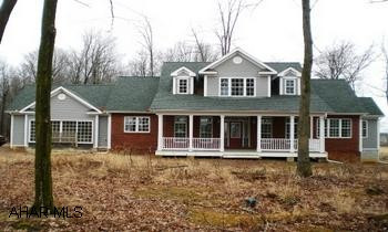 SECLUDED BEAUTY BETWEEN TYRONE AND ST. COLLEGE.  FABULOUS OPEN FLOOR PLAN WITH HARDWOOD THROUGHOUT.  FRENCH DOORS OPEN TO A 1ST FLOOR MASTER BEDROOM WITH TREYED CEILINGS.  OFFERS WIC, SITTING AREA AND MASTER BATH WITH JACUZZI.  HIGH QUALITY KITCHEN WITH GRANITE, GOURMET SINKS AND AN ABUNDANCE OF CABINETRY.  BREATHTAKING VIEWS AND SO MUCH MORE!  ASK FOR CHRISTINE 330-3015!