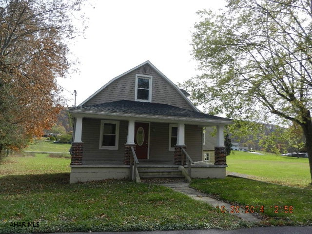 detached garage
