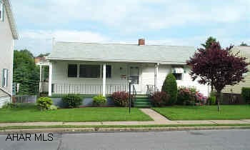 Perfect Raised Rancher- Finished Basement-Central Air-Newer Furance- Really Sweet Perfect Raised Rancher- Finished Basement-Central Air-Newer Furance- Really Sweet
